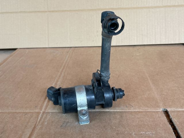 bontott MAZDA CX-7 Fényszórómosó Szivattyú