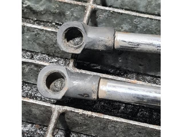 bontott MAZDA CX-7 Gázrugós Kitámasztó Teleszkóp Csomagtérajtó (Pozíciófüggetlen)