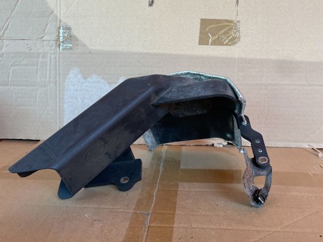 bontott MAZDA CX-7 Generátor Burkolat