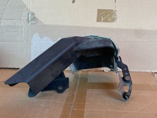 bontott MAZDA CX-7 Generátor Burkolat