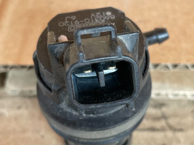 bontott MAZDA CX-7 Hátsó Ablakmosó Szivattyú