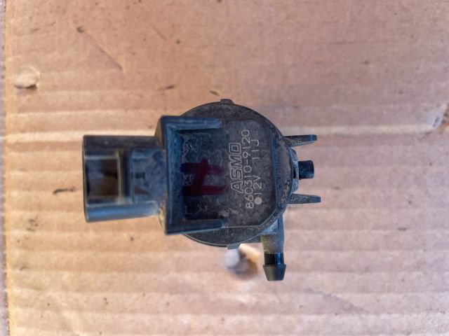 bontott MAZDA CX-7 Hátsó Ablakmosó Szivattyú