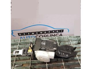 bontott MAZDA CX-7 Hátsó középső Biztonsági Öv