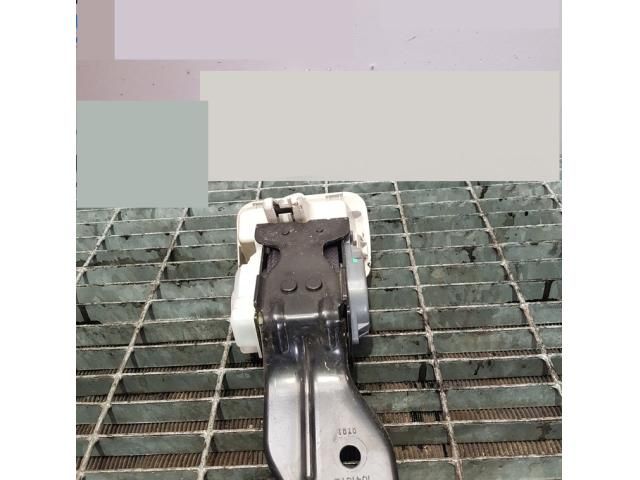 bontott MAZDA CX-7 Hátsó középső Biztonsági Öv