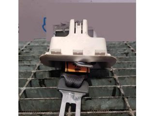 bontott MAZDA CX-7 Hátsó középső Biztonsági Öv