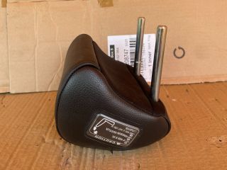 bontott MAZDA CX-7 Hátsó középső Fejtámla