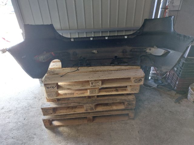 bontott MAZDA CX-7 Hátsó Lökhárító (Részeivel)