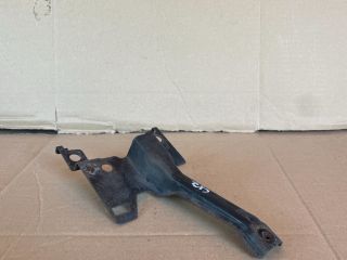 bontott MAZDA CX-7 Homlokfal Alsó Tartó