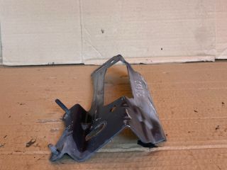 bontott MAZDA CX-7 Homlokfal Alsó Tartó