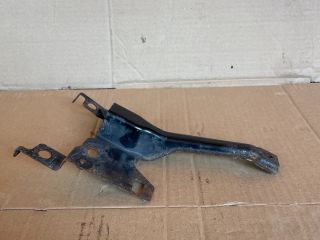 bontott MAZDA CX-7 Homlokfal Alsó Tartó