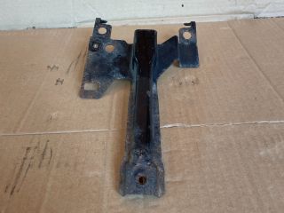 bontott MAZDA CX-7 Homlokfal Alsó Tartó