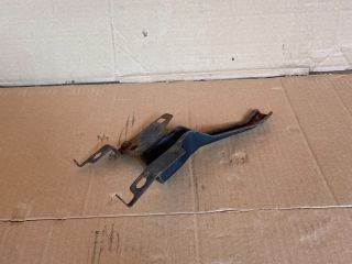 bontott MAZDA CX-7 Homlokfal Alsó Tartó