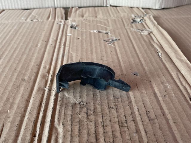 bontott MAZDA CX-7 Homlokfal Burkolat