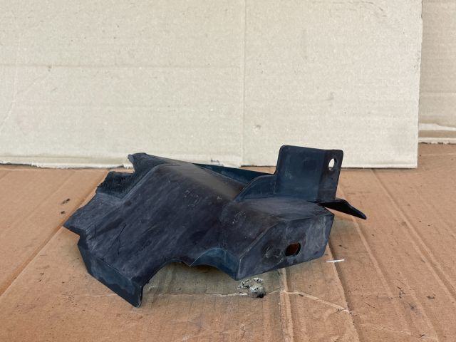 bontott MAZDA CX-7 Hűtő Légterelő