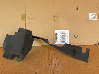 bontott MAZDA CX-7 Hűtő Légterelő