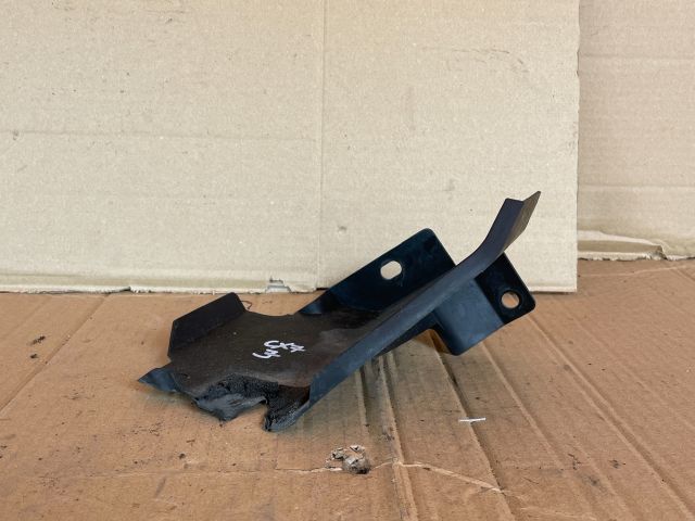 bontott MAZDA CX-7 Hűtő Légterelő