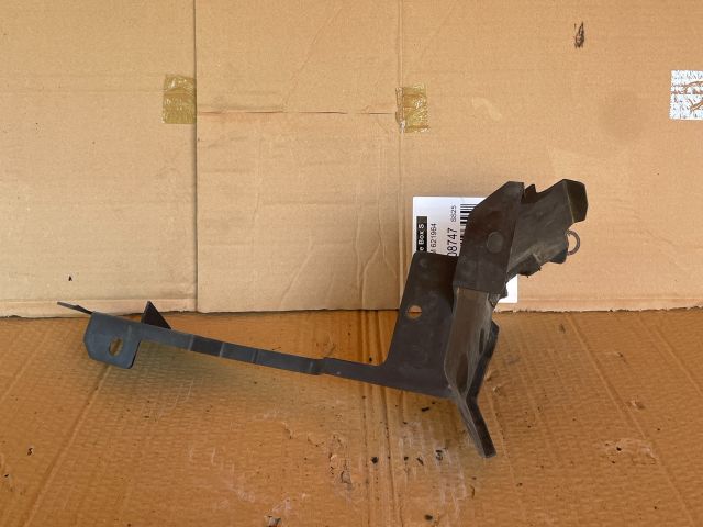 bontott MAZDA CX-7 Hűtő Légterelő