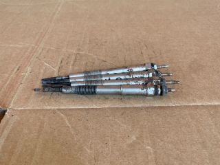 bontott MAZDA CX-7 Izzító/Gyújtó Gyertya