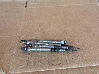 bontott MAZDA CX-7 Izzító/Gyújtó Gyertya