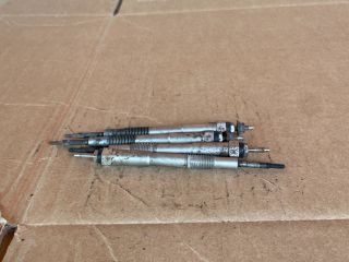 bontott MAZDA CX-7 Izzító/Gyújtó Gyertya