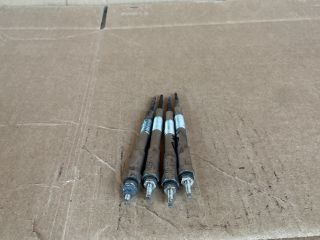 bontott MAZDA CX-7 Izzító/Gyújtó Gyertya