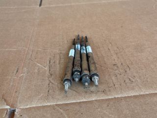 bontott MAZDA CX-7 Izzító/Gyújtó Gyertya