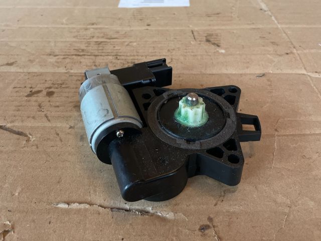 bontott MAZDA CX-7 Jobb első Ablakemelő Motor