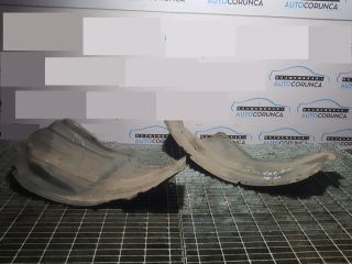 bontott MAZDA CX-7 Jobb első Dobbetét (Kerékjárati, Műanyag)