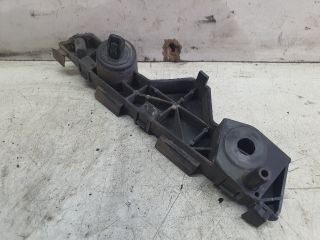 bontott MAZDA CX-7 Jobb első Oldal Lökhárító Tartó (Műanyag)