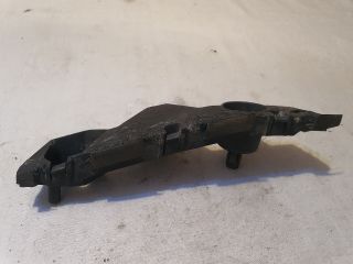 bontott MAZDA CX-7 Jobb első Oldal Lökhárító Tartó (Műanyag)