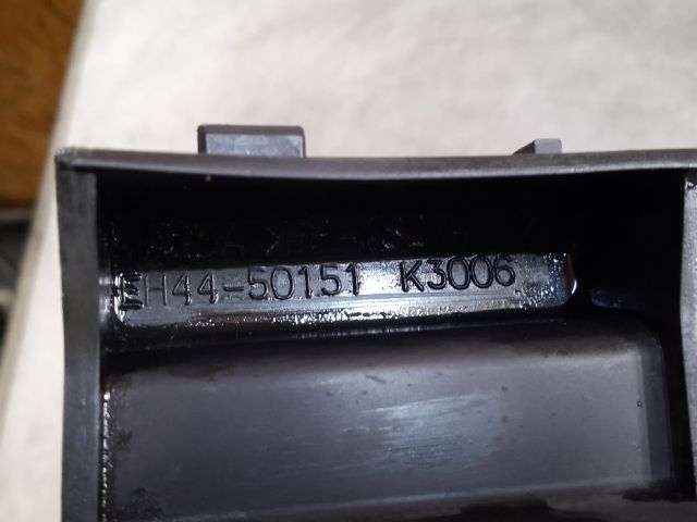 bontott MAZDA CX-7 Jobb első Oldal Lökhárító Tartó (Műanyag)