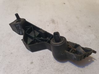 bontott MAZDA CX-7 Jobb első Oldal Lökhárító Tartó (Műanyag)