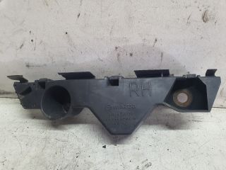 bontott MAZDA CX-7 Jobb első Oldal Lökhárító Tartó (Műanyag)