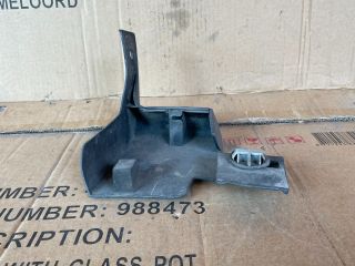 bontott MAZDA CX-7 Jobb első Sárvédő Gumi