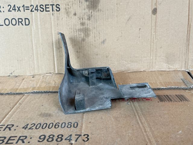 bontott MAZDA CX-7 Jobb első Sárvédő Gumi