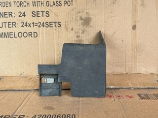 bontott MAZDA CX-7 Jobb első Sárvédő Gumi