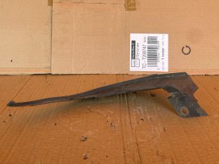 bontott MAZDA CX-7 Jobb első Sárvédő Gumi