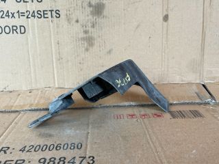 bontott MAZDA CX-7 Jobb első Sárvédő Gumi