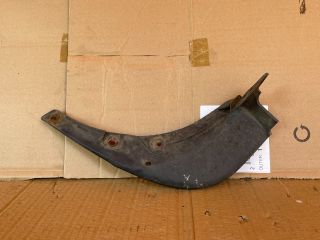 bontott MAZDA CX-7 Jobb első Sárvédő Gumi