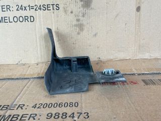 bontott MAZDA CX-7 Jobb első Sárvédő Gumi