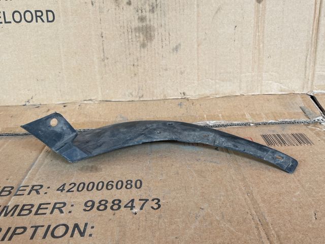 bontott MAZDA CX-7 Jobb első Sárvédő Gumi