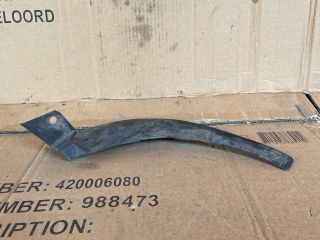 bontott MAZDA CX-7 Jobb első Sárvédő Gumi