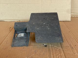 bontott MAZDA CX-7 Jobb első Sárvédő Gumi