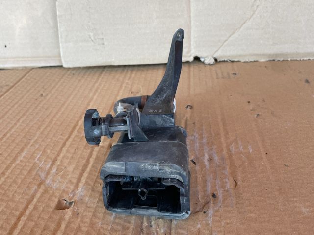 bontott MAZDA CX-7 Jobb Fényszórómosó Fúvóka