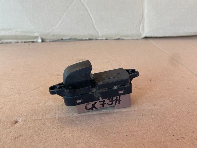 bontott MAZDA CX-7 Jobb hátsó Ablakemelő Kapcsoló