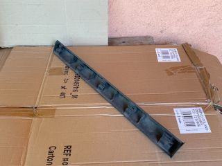 bontott MAZDA CX-7 Jobb hátsó Ajtó Díszléc