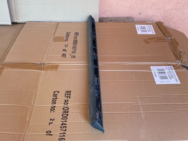 bontott MAZDA CX-7 Jobb hátsó Ajtó Díszléc