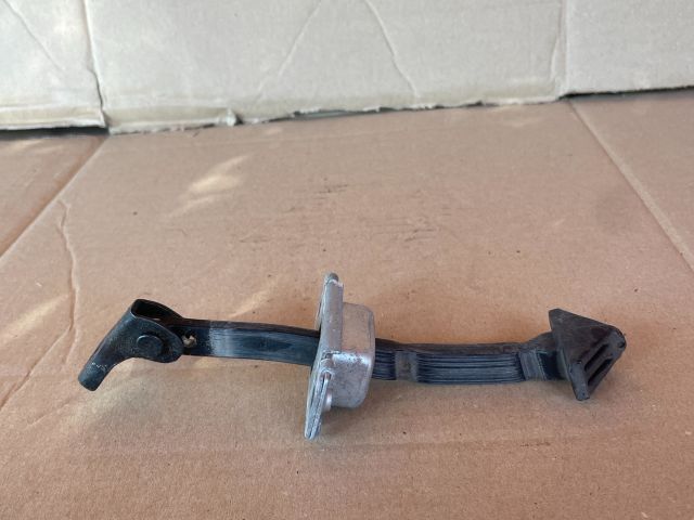 bontott MAZDA CX-7 Jobb hátsó Ajtóhatároló