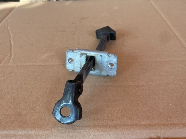 bontott MAZDA CX-7 Jobb hátsó Ajtóhatároló