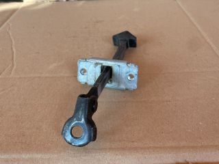 bontott MAZDA CX-7 Jobb hátsó Ajtóhatároló